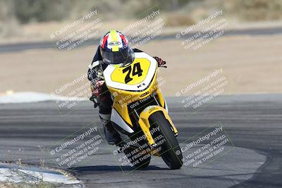 media/Jan-15-2026-Racers Edge (Thu) [[dfebeb70ab]]/2-A Group/Session 5 Turn 2/